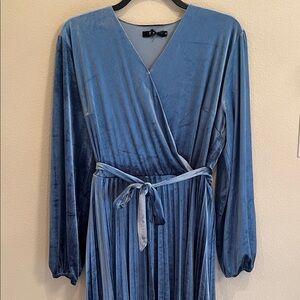Elegant Blue Velvet Dress